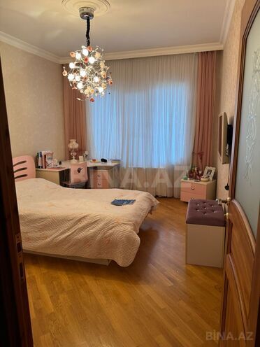 Продаётся 3-комн. вторичка 92 м², м. Азадлыг проспекти, photo 6 from 12