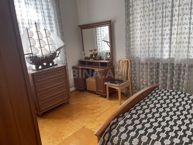 Satılır 8 otaqlı həyət evi/bağ evi 346 m², Qaraçuxur q., photo 13 from 32