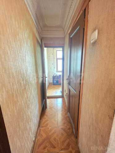 Satılır 4 otaqlı köhnə tikili 75 m², İnşaatçılar m., photo 9 from 10