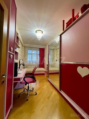 Satılır 4 otaqlı yeni tikili 240 m², Nəsimi m., photo 31 from 32