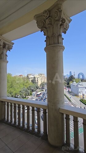 Satılır 6 otaqlı köhnə tikili 365 m², İçəri Şəhər m., photo 5 from 29