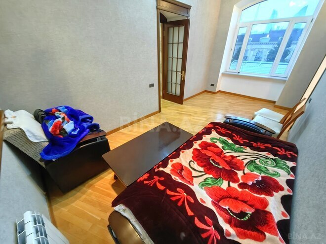 Продаётся 8-комн. вторичка 300 м², м. Сахил, photo 27 from 31