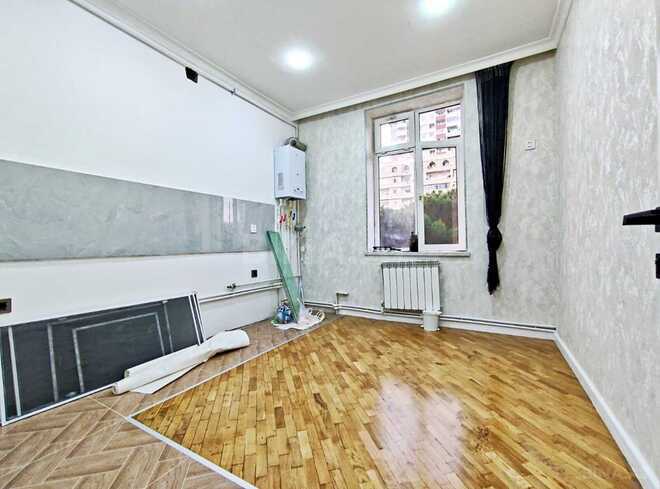 Продаётся 3-комн. вторичка 95 м², м. Кара Караев, photo 10 from 18