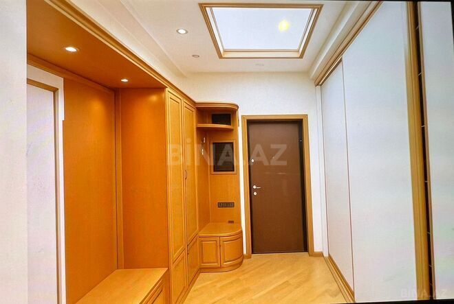 Продаётся 4-комн. новостройка 200 м², Насиминский  р., photo 1 from 21