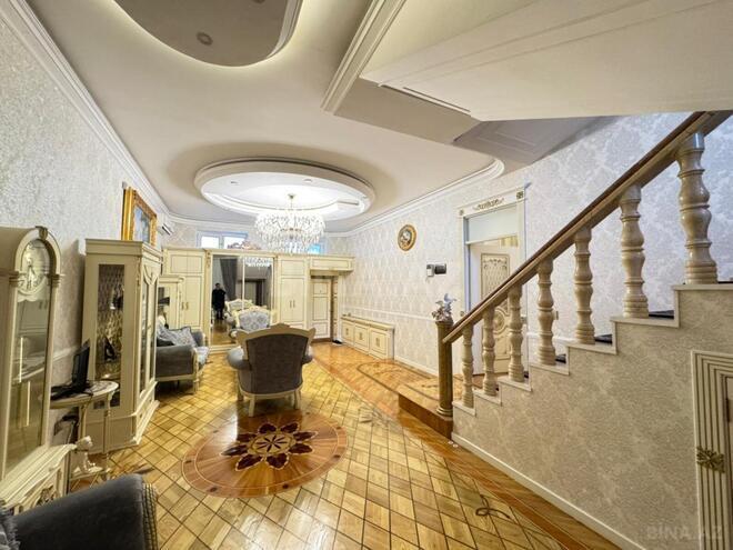 Satılır 6 otaqlı həyət evi/bağ evi 400 m², İnşaatçılar m., photo 4 from 32