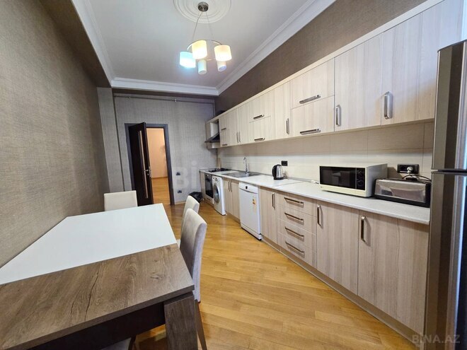 İcarəyə verilir 3 otaqlı yeni tikili 160 m², Sahil m., photo 14 from 26