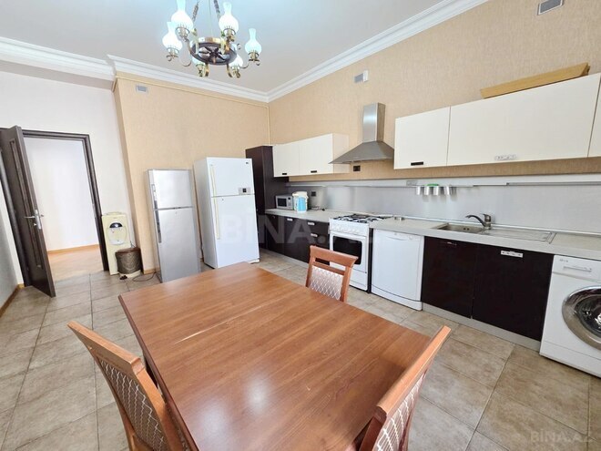 İcarəyə verilir 3 otaqlı yeni tikili 160 m², Sahil m., photo 9 from 31