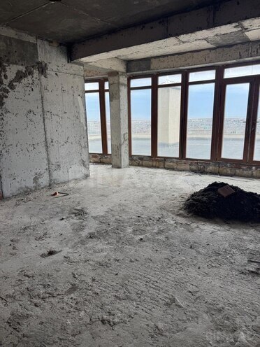 Satılır 3 otaqlı yeni tikili 157 m², Ağ şəhər q., photo 1 from 6