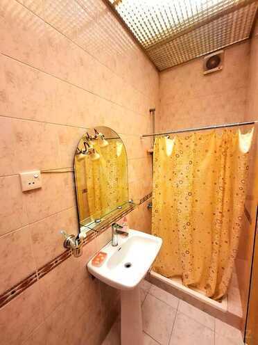 Satılır 6 otaqlı köhnə tikili 200.5 m², İçəri Şəhər m., photo 16 from 17