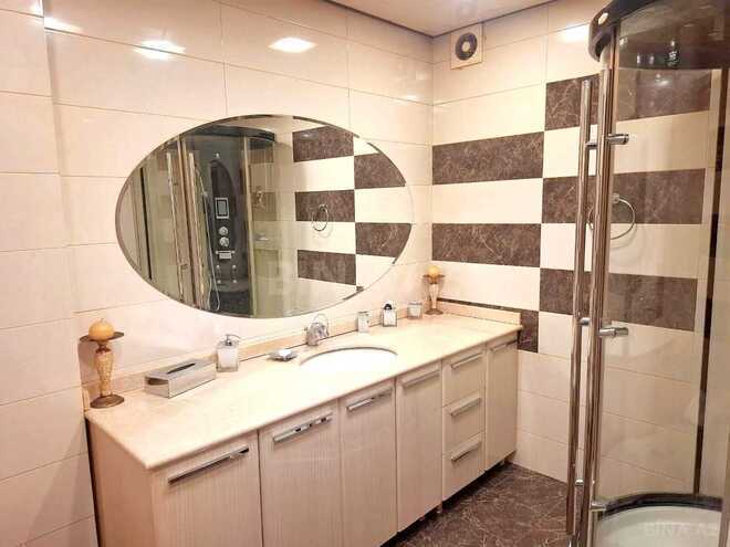 Satılır 6 otaqlı köhnə tikili 200.5 m², İçəri Şəhər m., photo 15 from 17