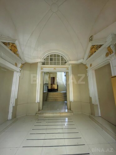 Satılır 4 otaqlı köhnə tikili 170 m², Sahil m., photo 6 from 26