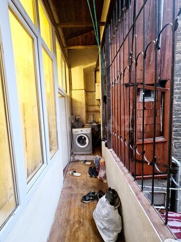 Продаётся 1-комн. вторичка 40 м², м. Низами, photo 7 from 10