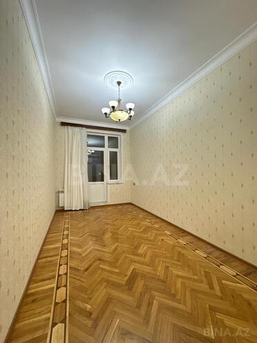 Продаётся 8-комн. дом/дача 700 м², пос. Бадамдар, photo 10 from 22