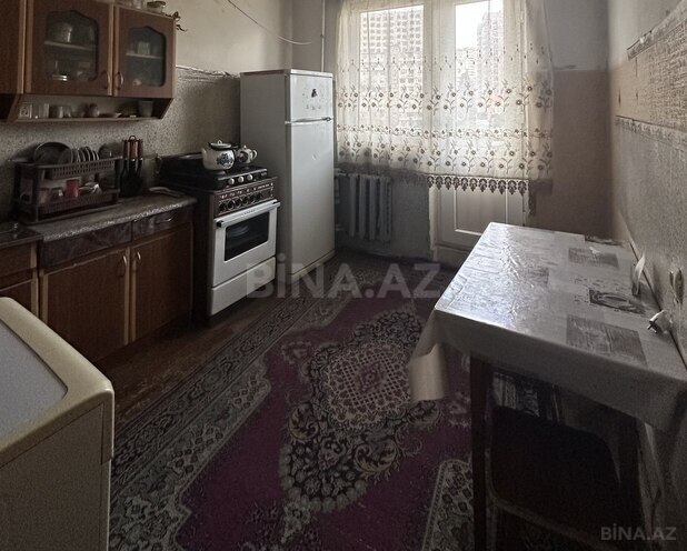 Продаётся 3-комн. вторичка 70 м², м. Ази Асланов, photo 6 from 11