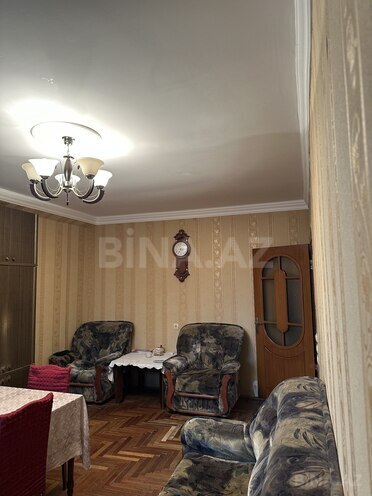 Продаётся 3-комн. вторичка 70 м², м. Ази Асланов, photo 3 from 11