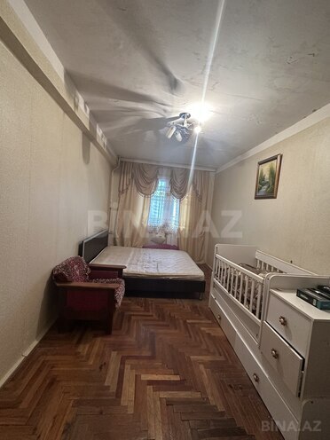 Продаётся 3-комн. вторичка 70 м², м. Ази Асланов, photo 4 from 11