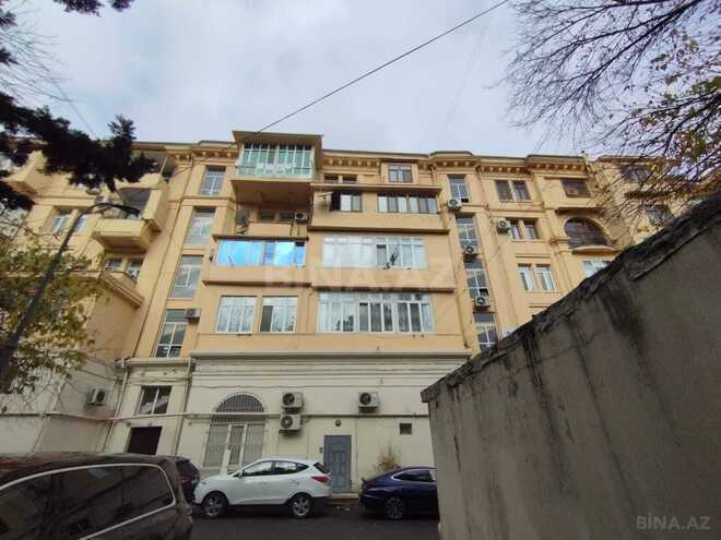 Продаётся 2-комн. вторичка 65 м², Насиминский  р., photo 17 from 20