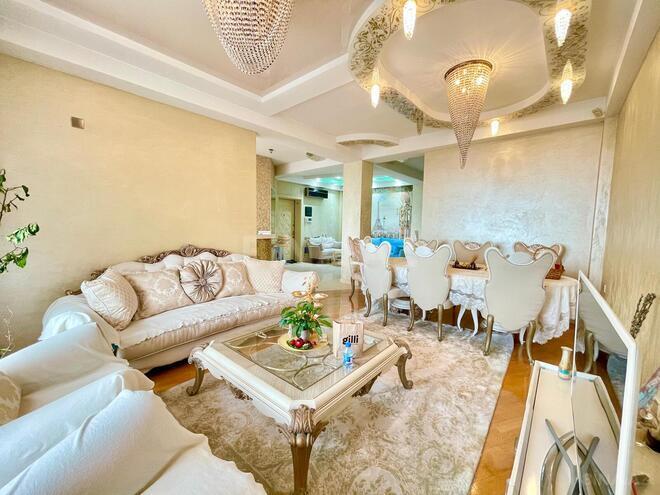 Продаётся 3-комн. новостройка 135 м², м. Мемар Аджеми, photo 1 from 32