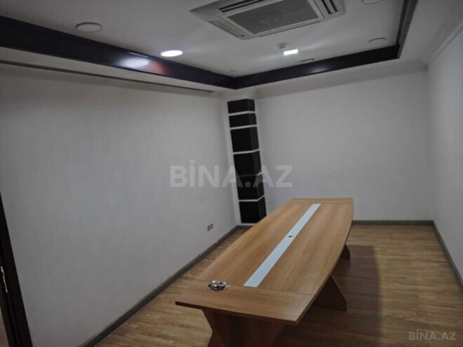 İcarəyə verilir 10 otaqlı ofis 645 m², Bakmil m., photo 8 from 11