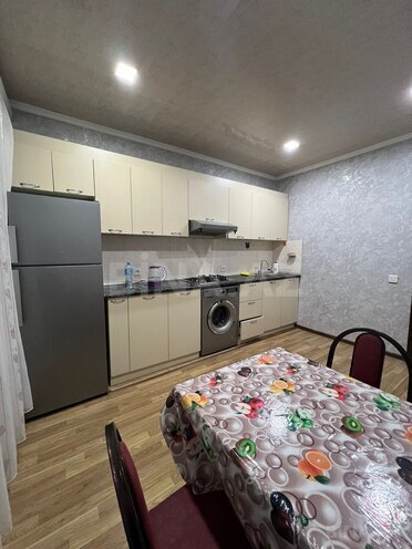 Satılır 2 otaqlı köhnə tikili 65 m², Bakıxanov q., photo 8 from 11