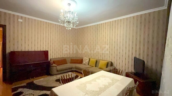 Продаётся 5-комн. дом/дача 240 м², м. Кара Караев, photo 11 from 20