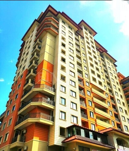 Satılır 3 otaqlı yeni tikili 126 m², Qara Qarayev m., photo 1 from 8