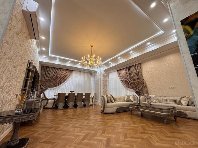 Продаётся 4-комн. новостройка 205 м², м. Шах Исмаил Хатаи, photo 1 from 17