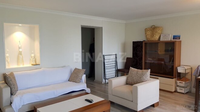 Сдаётся 2-комн. вторичка 60 м², м. Ичеришехер, photo 3 from 9