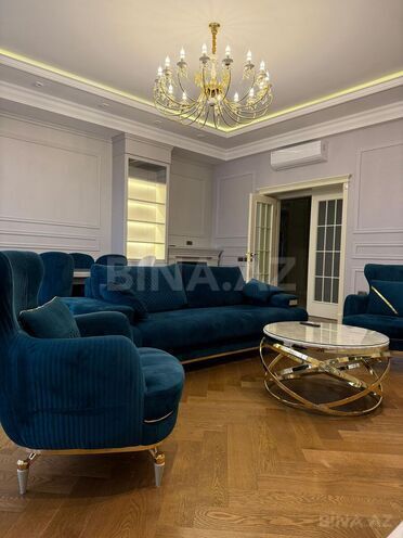 Сдаётся 3-комн. новостройка 180 м², Насиминский  р., photo 1 from 15