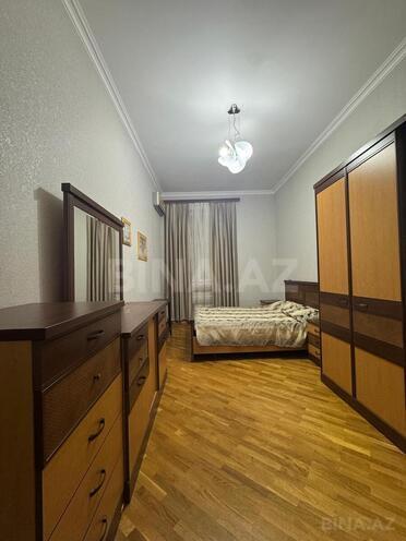 Сдаётся 2-комн. вторичка 55 м², м. Ичеришехер, photo 14 from 18