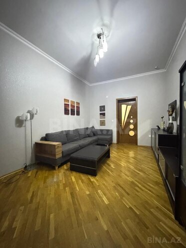 Сдаётся 2-комн. вторичка 55 м², м. Ичеришехер, photo 6 from 18