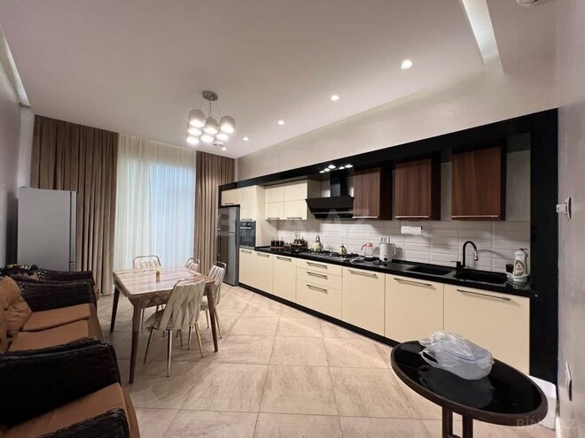İcarəyə verilir 5 otaqlı həyət evi/bağ evi 400 m², Mərdəkan q., photo 8 from 12