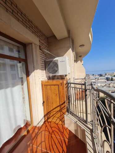 Продаётся 4-комн. новостройка 210 м², м. Ичеришехер, photo 18 from 22