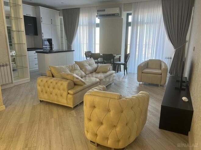 Сдаётся 3-комн. новостройка 105 м², м. 8 ноября, photo 1 from 18