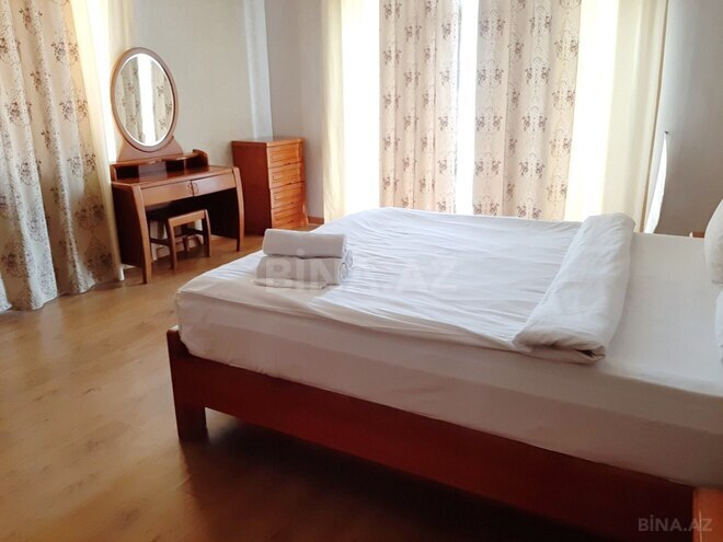 İcarəyə verilir 10 otaqlı həyət evi/bağ evi 500 m², Şıxov q., photo 9 from 25