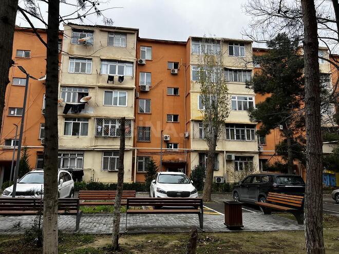 Продаётся 3-комн. вторичка 50 м², м. Кара Караев, photo 3 from 23