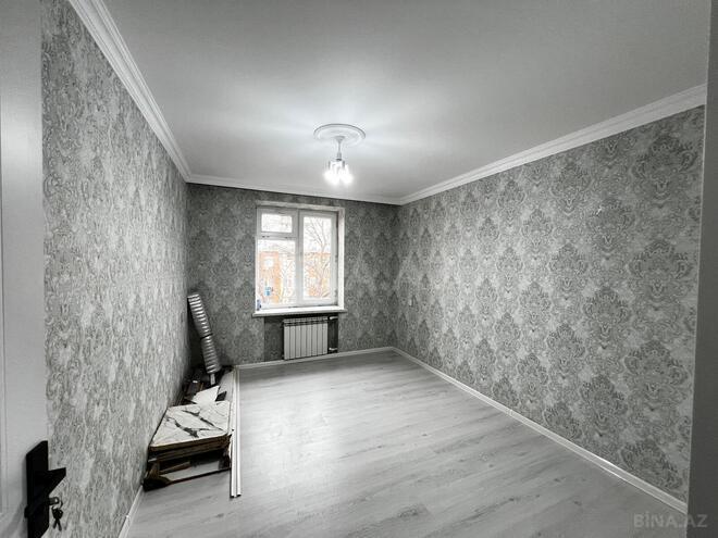 Продаётся 3-комн. вторичка 50 м², м. Кара Караев, photo 18 from 23