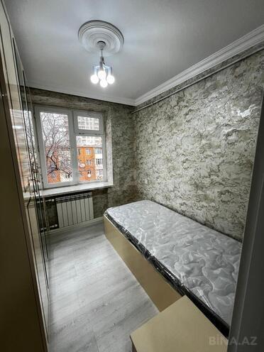 Продаётся 3-комн. вторичка 50 м², м. Кара Караев, photo 15 from 23
