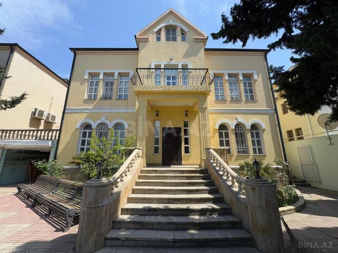 Satılır 8 otaqlı həyət evi/bağ evi 320 m², Badamdar q., photo 1 from 19