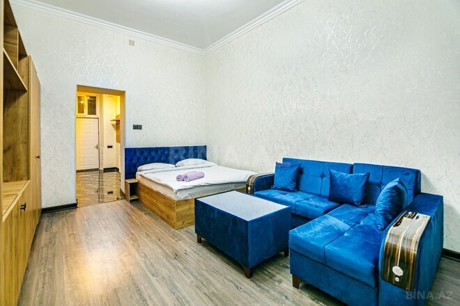 Сдаётся 1-комн. вторичка 42 м², м. Сахил, photo 1 from 32