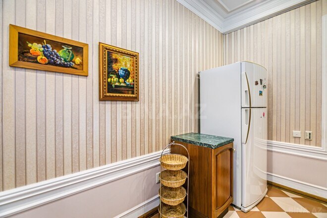 İcarəyə verilir 2 otaqlı köhnə tikili 70 m², Sahil m., photo 22 from 32