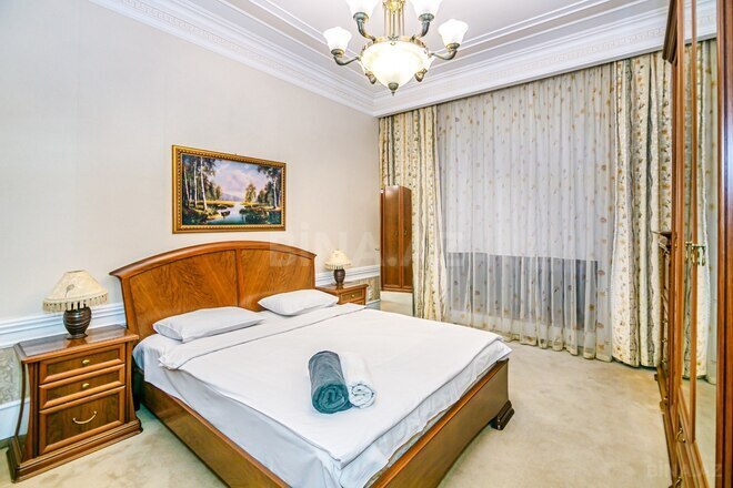 İcarəyə verilir 2 otaqlı köhnə tikili 70 m², Sahil m., photo 26 from 32