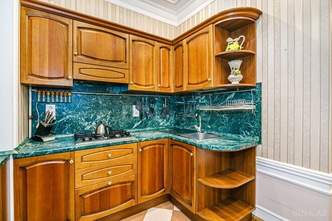 İcarəyə verilir 2 otaqlı köhnə tikili 70 m², Sahil m., photo 18 from 32