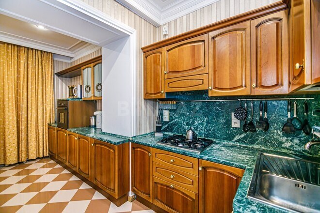 İcarəyə verilir 2 otaqlı köhnə tikili 70 m², Sahil m., photo 21 from 32