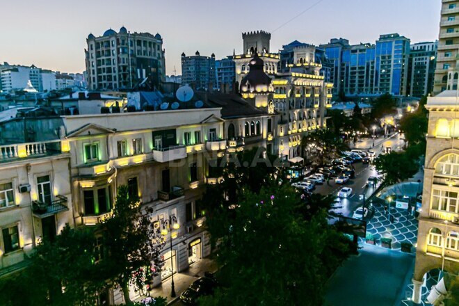 Сдаётся 3-комн. вторичка 101 м², м. Сахил, photo 8 from 32