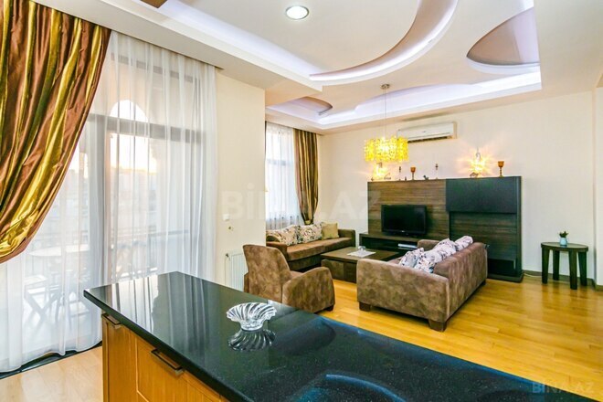 Сдаётся 3-комн. вторичка 101 м², м. Сахил, photo 12 from 32