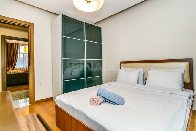 Сдаётся 3-комн. вторичка 101 м², м. Сахил, photo 22 from 32