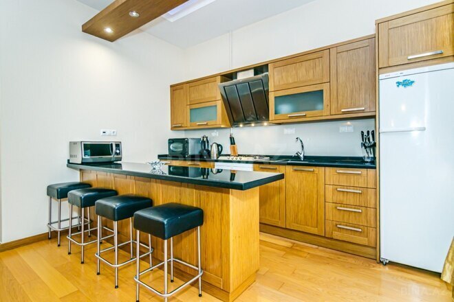 Сдаётся 3-комн. вторичка 101 м², м. Сахил, photo 10 from 32