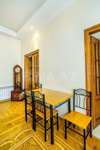 Сдаётся 4-комн. вторичка 157 м², м. Ичеришехер, photo 16 from 32