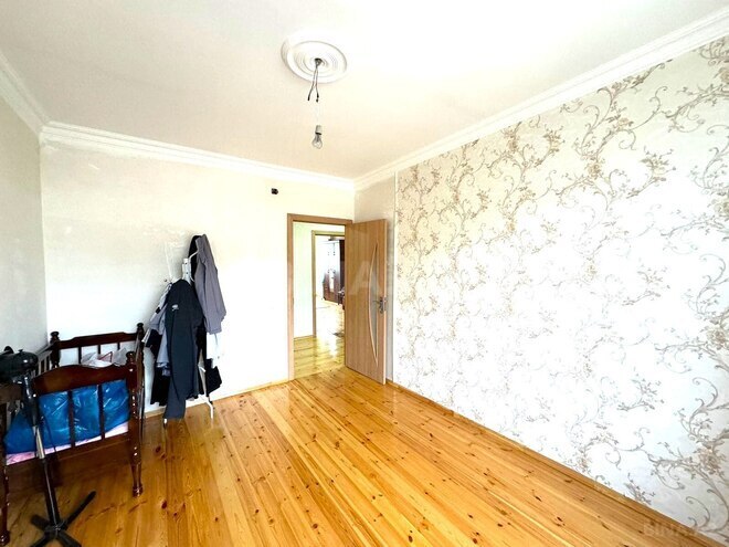 Продаётся 5-комн. вторичка 125 м², Бинагадинский р., photo 4 from 19